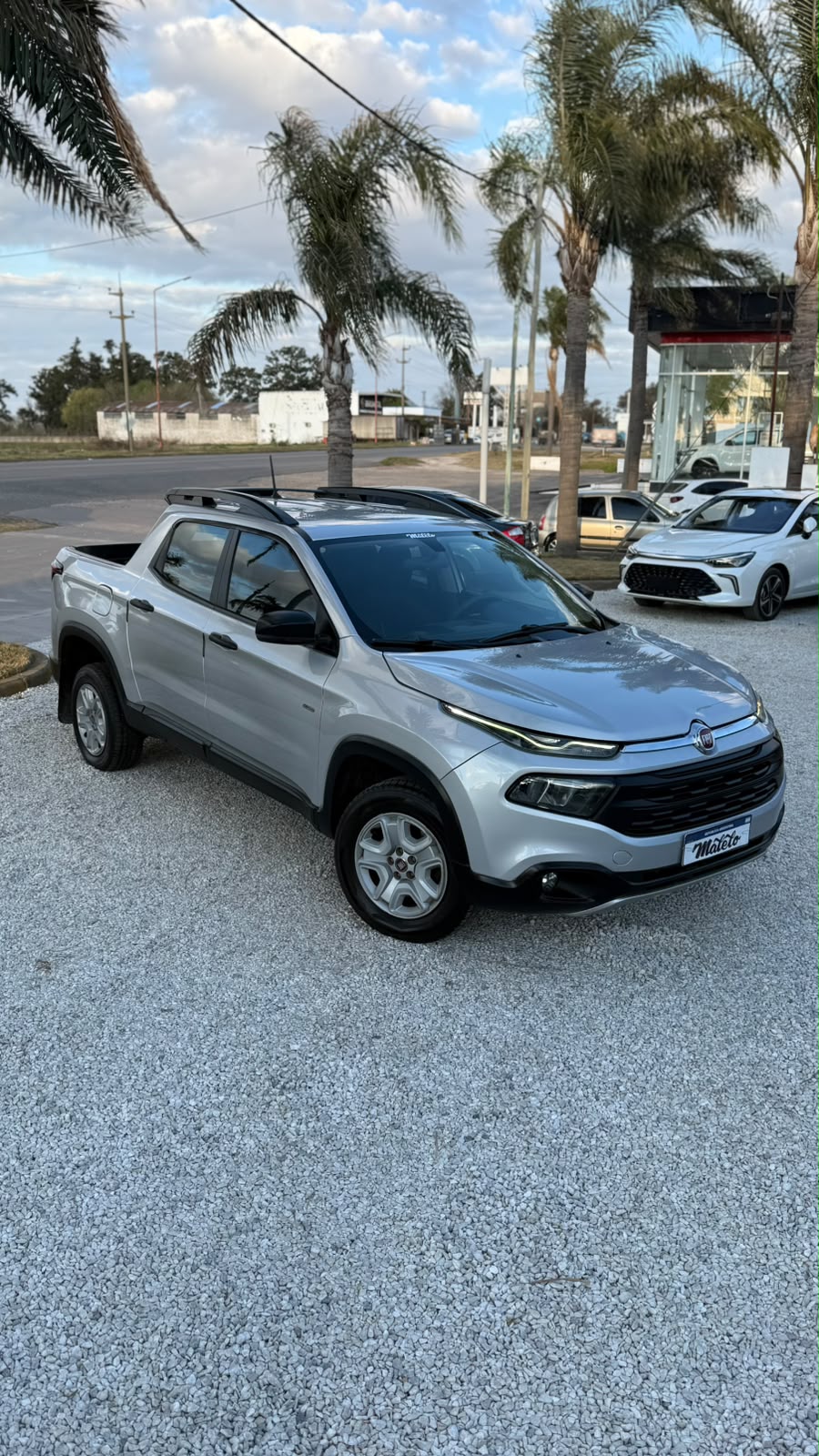 FIAT - TORO  FREEDON   4X2  2.0   DIESEL  - MANUAL  - 2017
